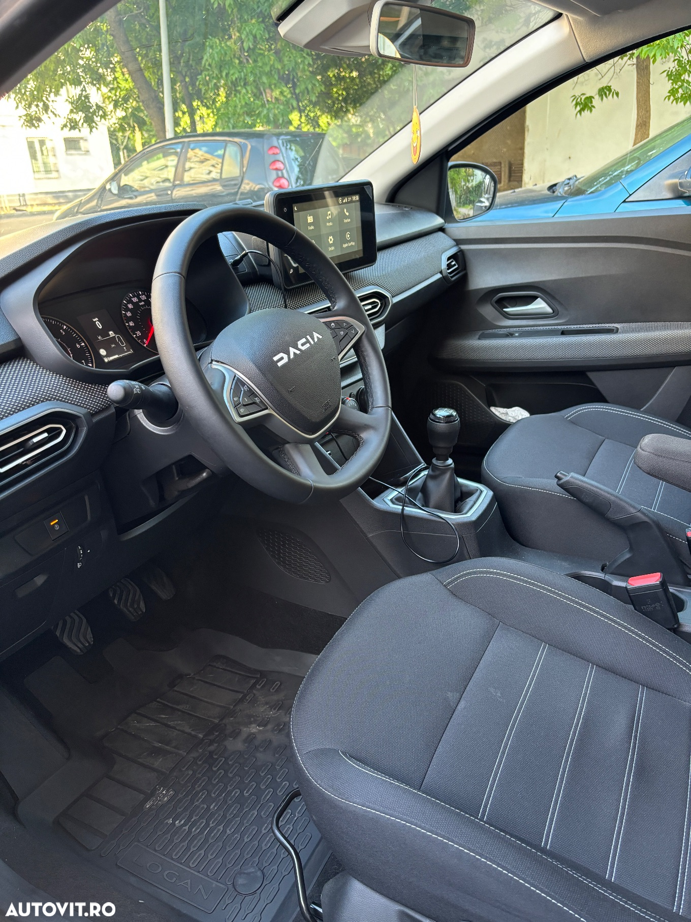 Dacia Logan TCe 90 MT6 Expression - 12