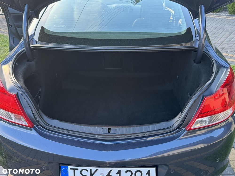 Opel Insignia 2.0 Turbo Edition - 16