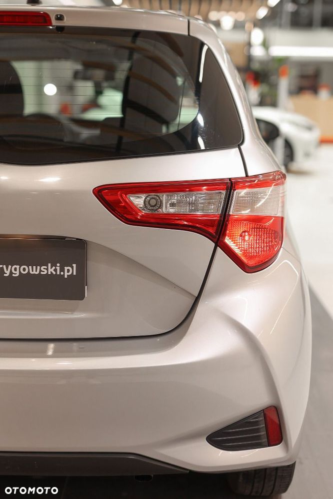 Toyota Yaris - 24