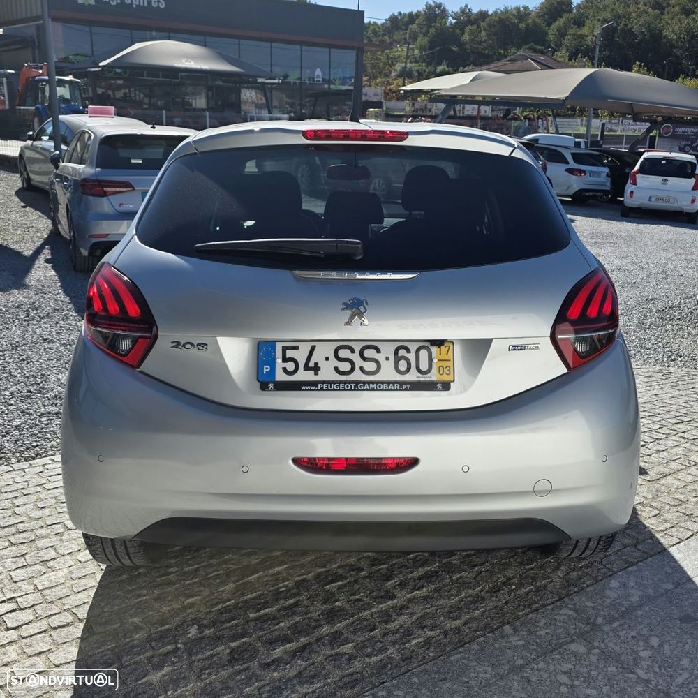 Peugeot 208 1.2 PureTech Allure EAT6 - 11