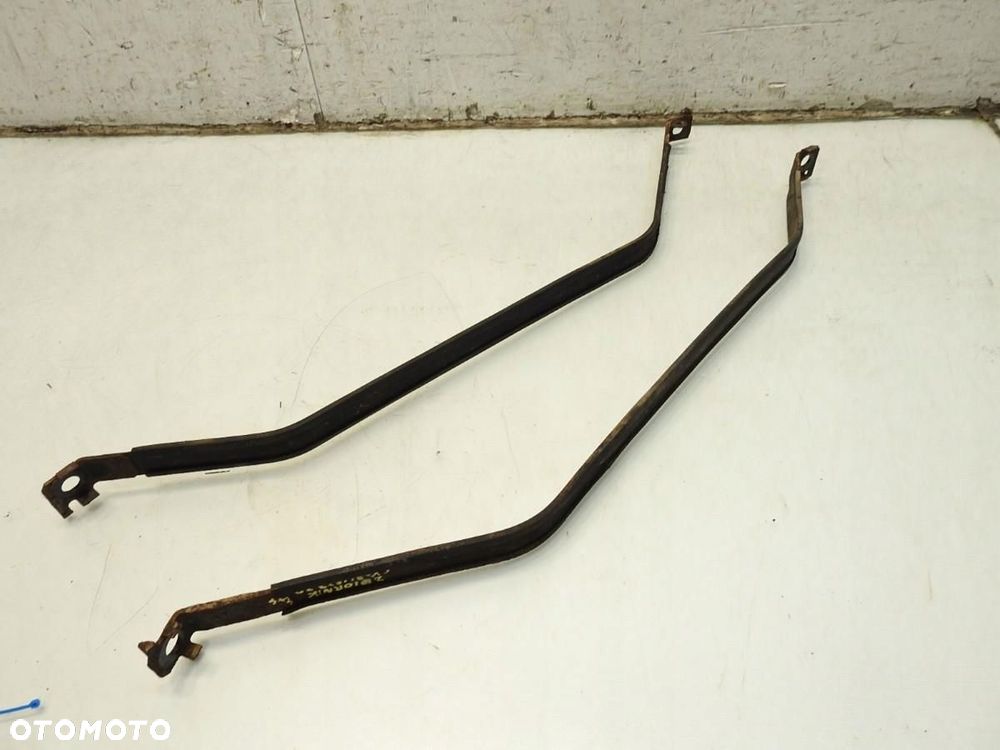 MOCOWANIE ZBIORNIKA PALIWA MAZDA CX-7 2.2 MZR CD - 5