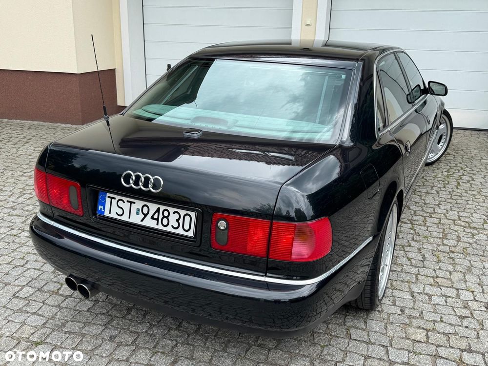 Audi A8 - 11