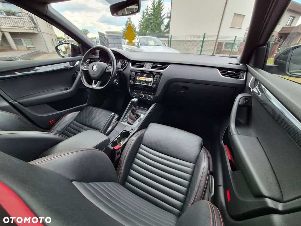 Skoda Octavia 2.0 TDI 4x4 DSG RS - 10