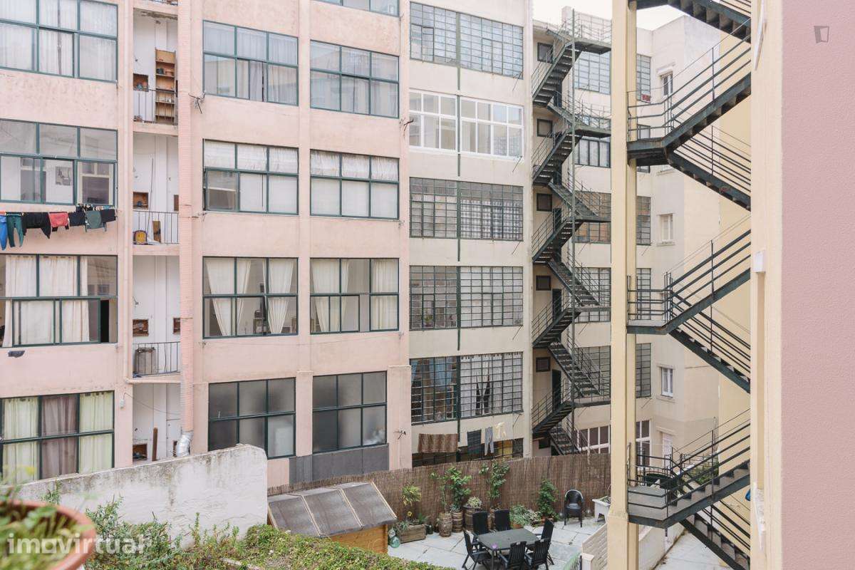 Quarto - localizado em Pena Lisbon - Grande imagem: 5/12