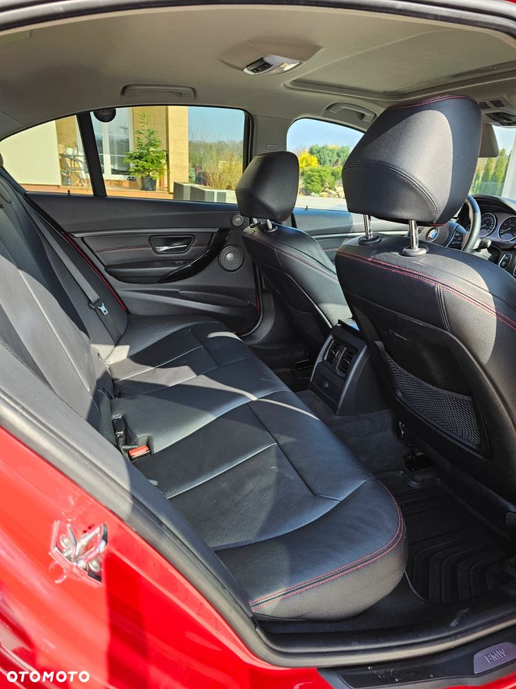 BMW Seria 3 320d Efficient Dynamics Sport Line - 7