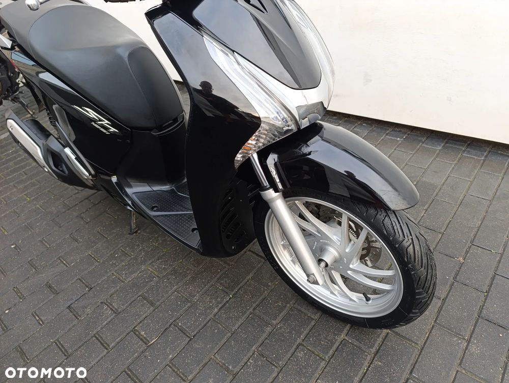 Honda SH - 27