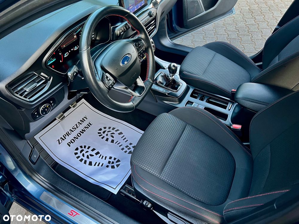 Ford Focus 1.5 EcoBlue Start-Stopp-System ST-LINE STYLE - 16