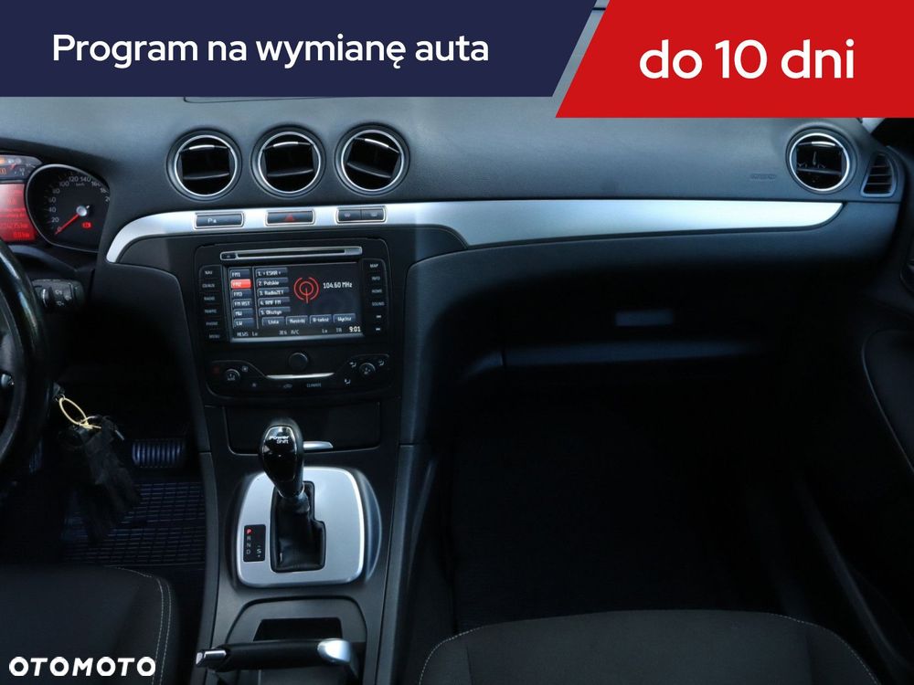 Ford Galaxy - 10
