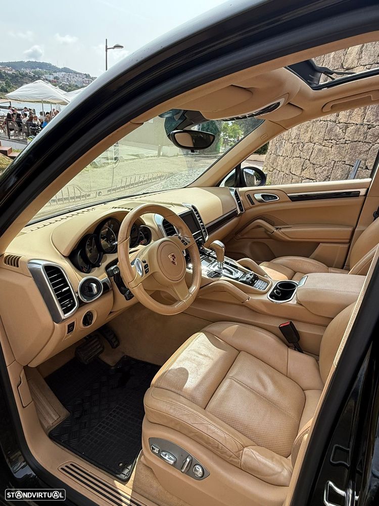 Porsche Cayenne Platinum Edition - 6