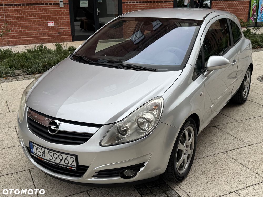Opel Corsa 1.2 16V Cosmo - 7
