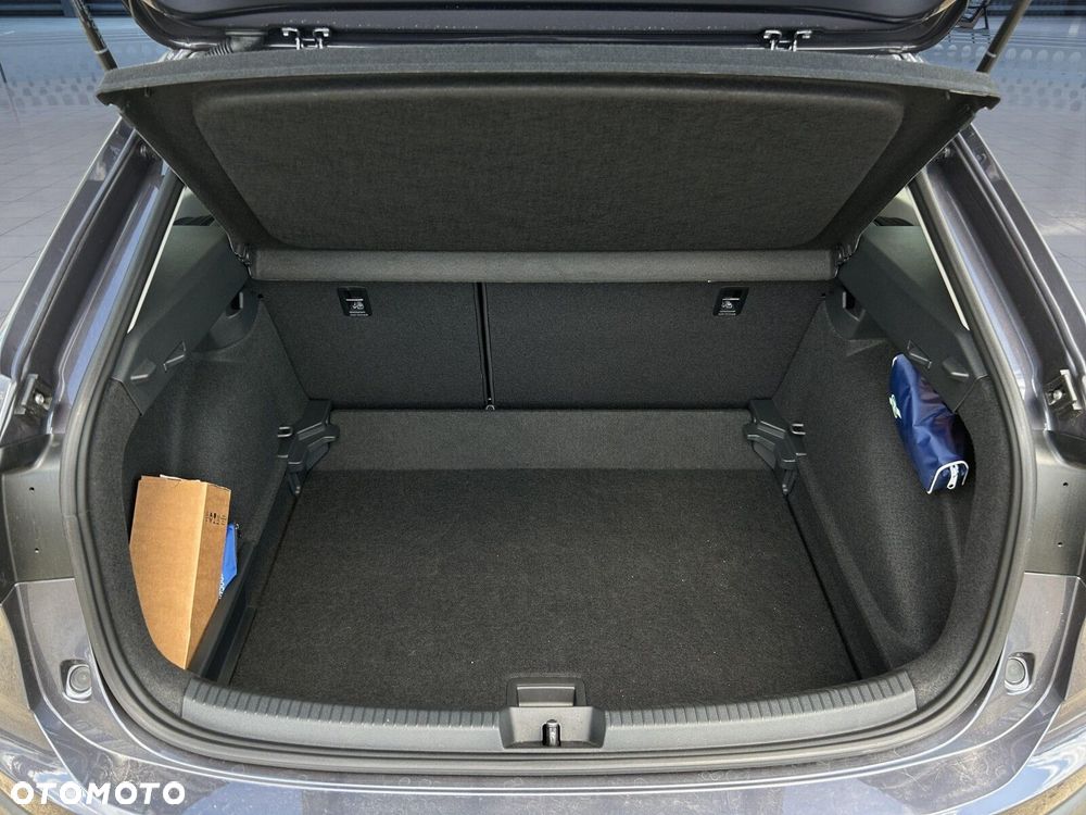 Volkswagen Taigo - 27