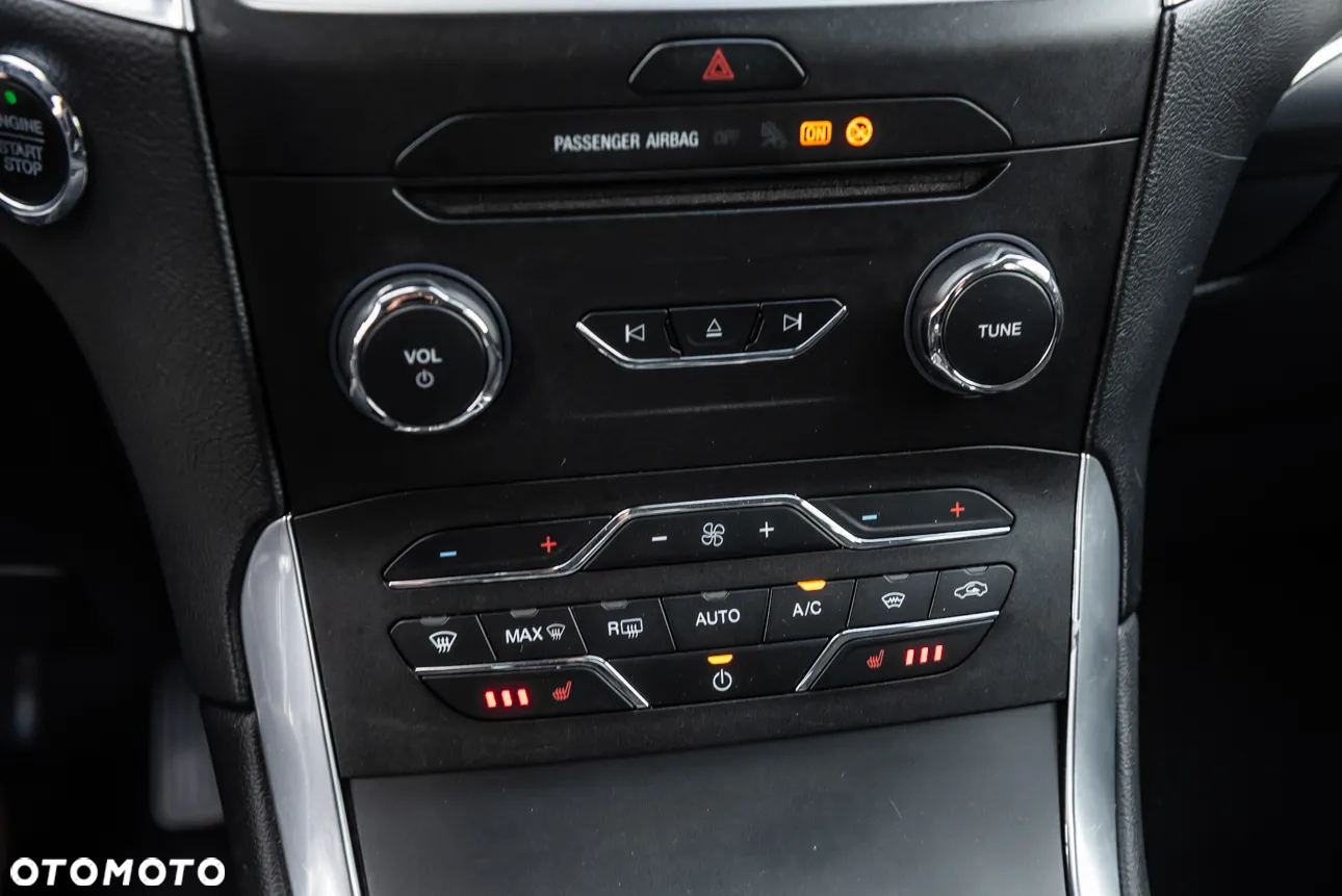 Ford S-Max 2.0 TDCi Titanium - 25