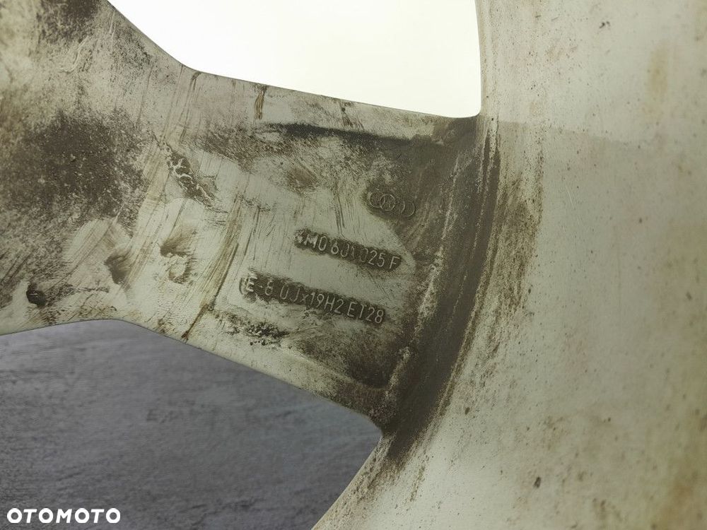 AUDI Q7 II 4M FELGA ALUMINIOWA 8JX19 5X112 ET 28 4M0601025F - 11