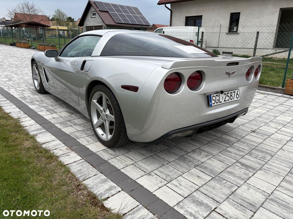 Chevrolet Corvette - 30