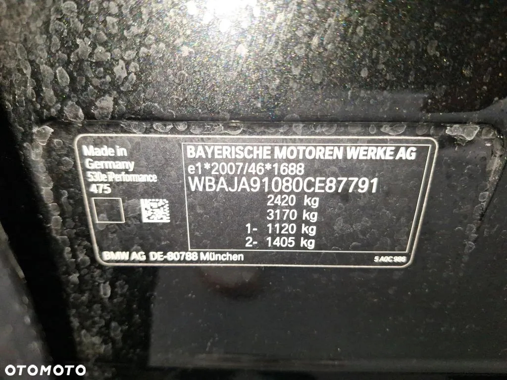 BMW Seria 5 520e Luxury Line - 10