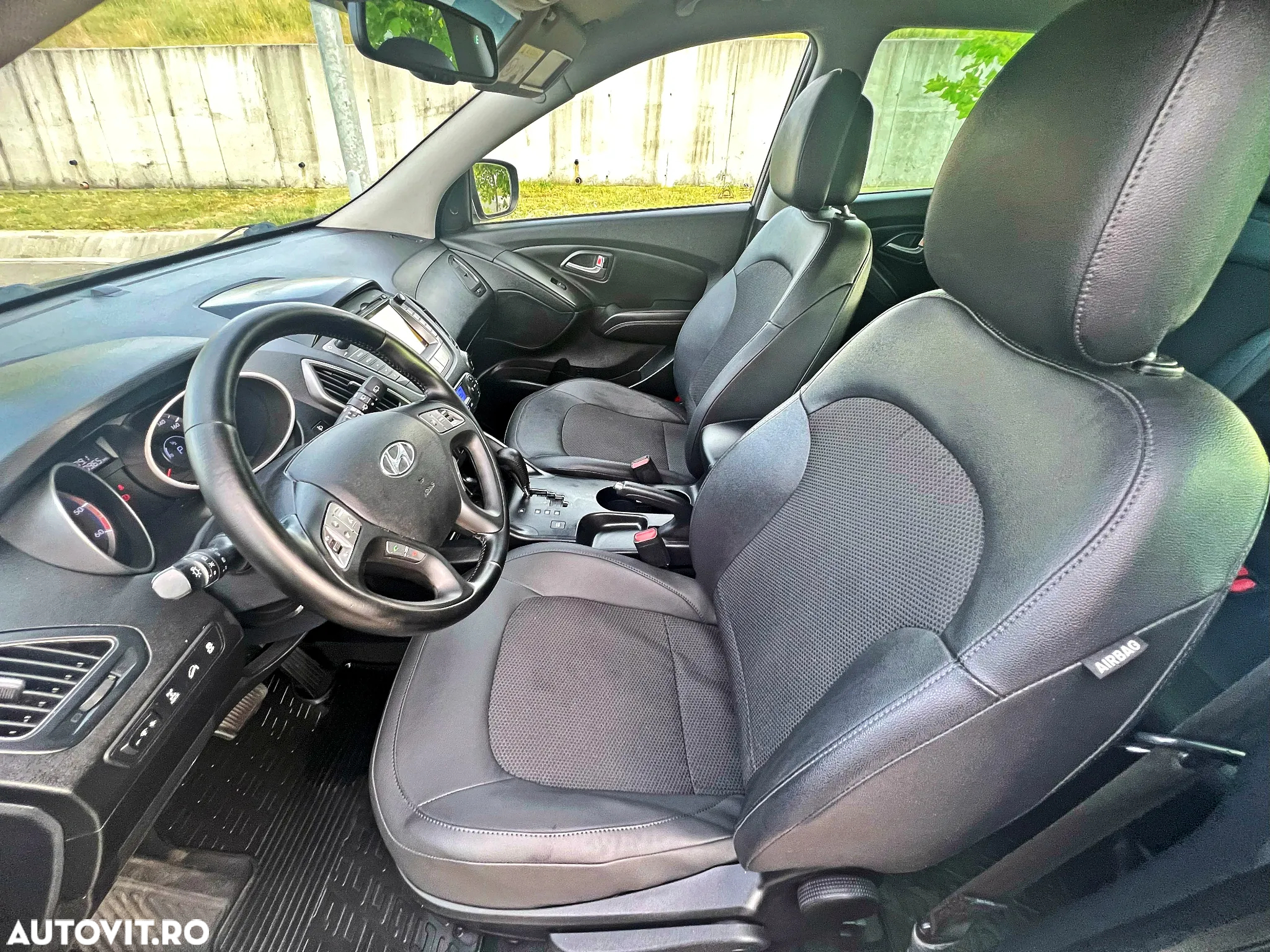 Hyundai ix35 2.0 CRDI 4WD Automatik Premium - 9