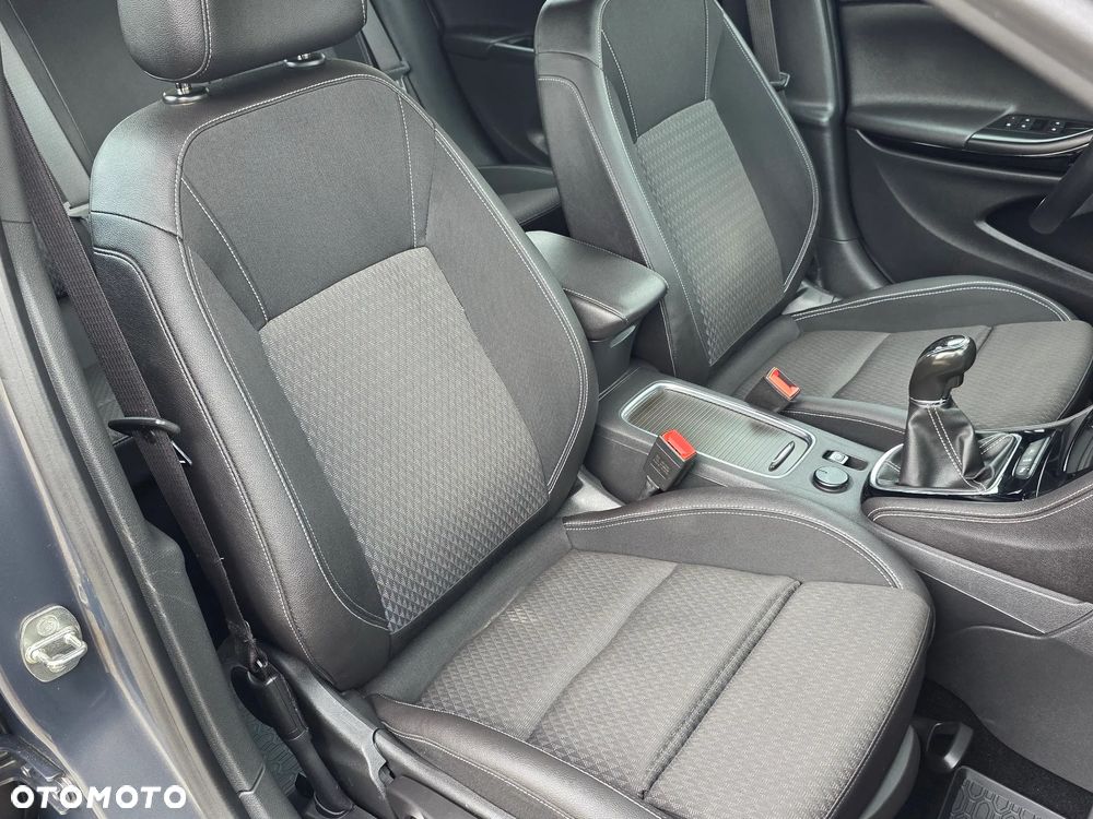 Opel Astra 1.4 Turbo Innovation - 16