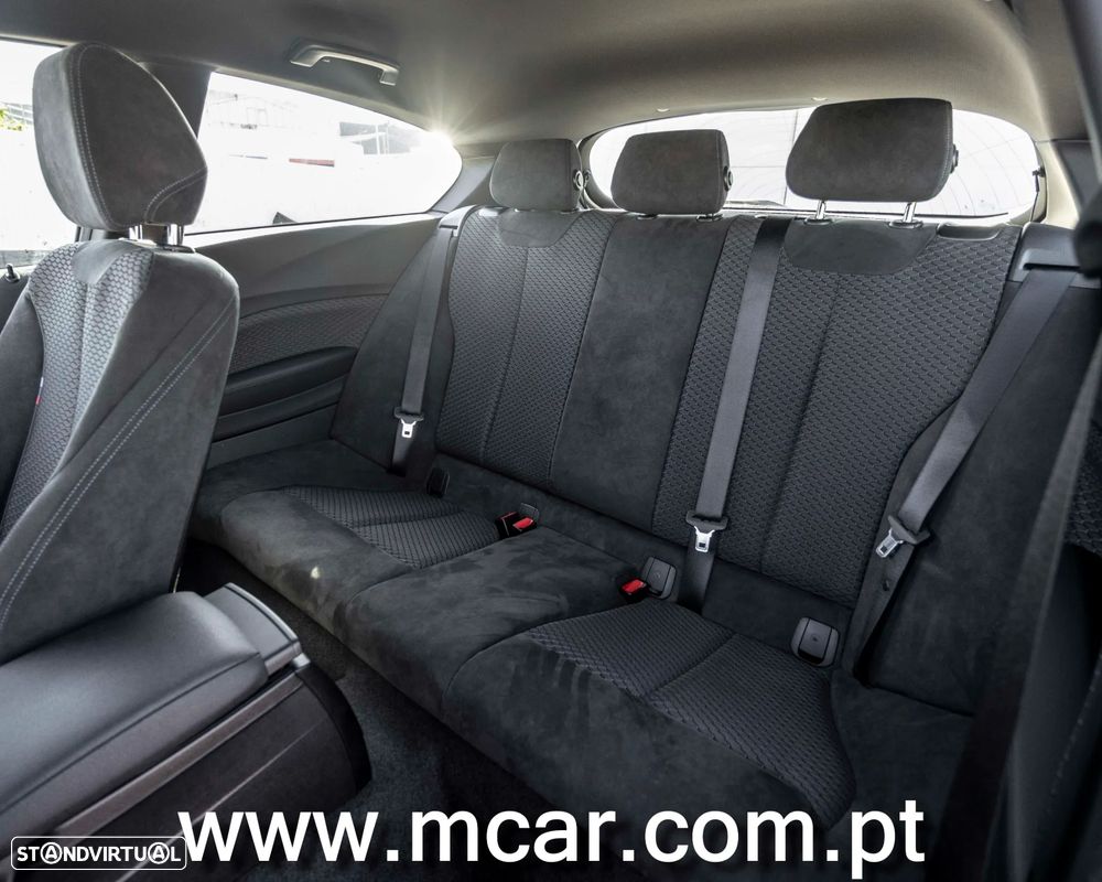 BMW 116 i Pack M - 13