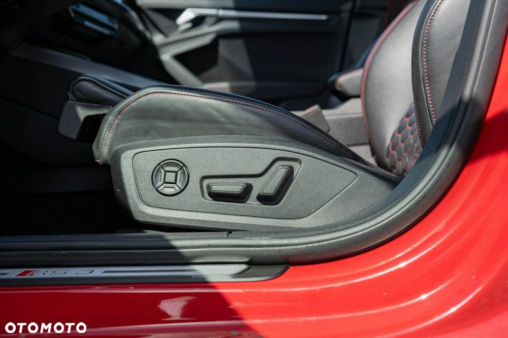 Audi RS3 Limousine - 28