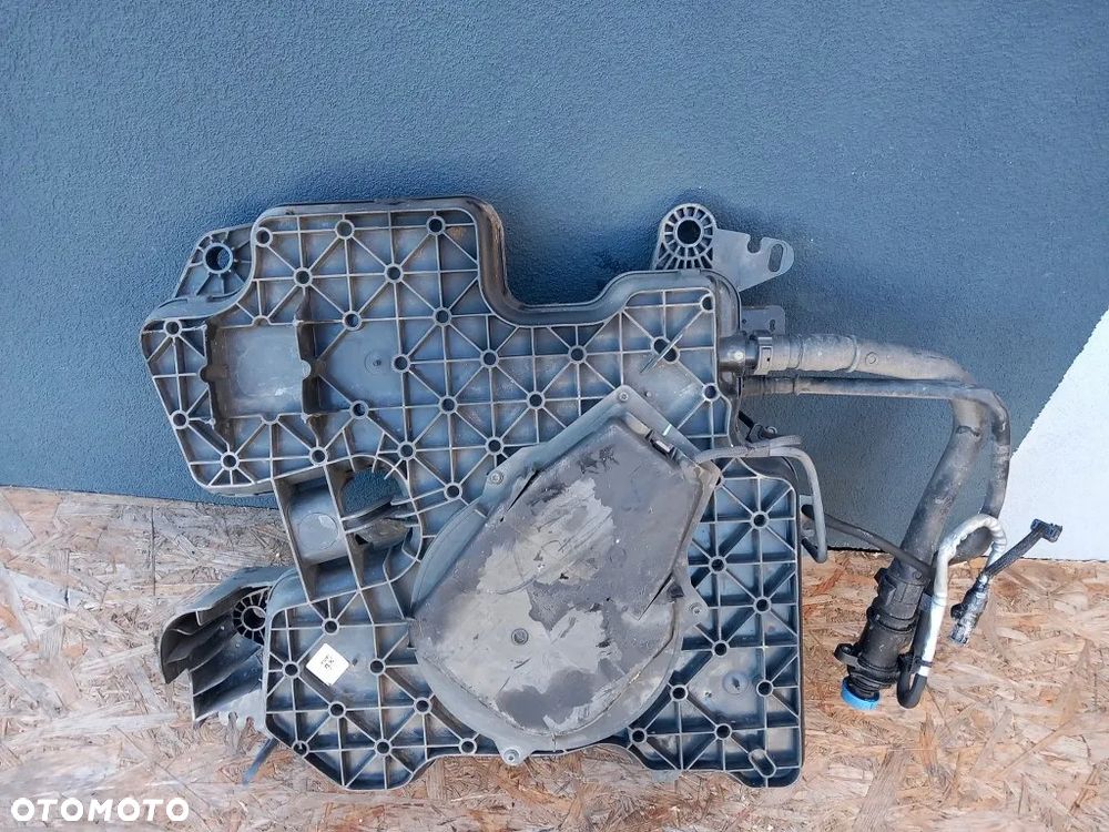 Zbiornik AdBlue Pompa Fiat Scudo Jumpy Expert III Vivaro C Proace II 1.5 BLUE HDI 2023r 4077148AD - 4