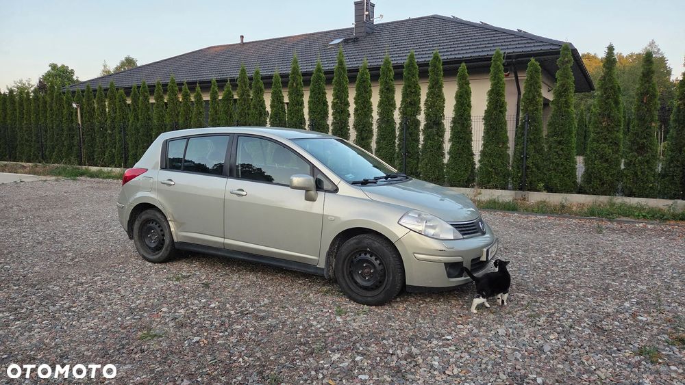 Nissan Tiida 1.6 Tekna - 3