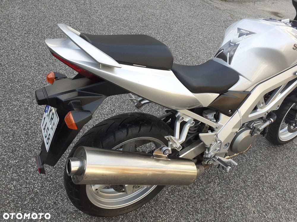 Suzuki SV - 10