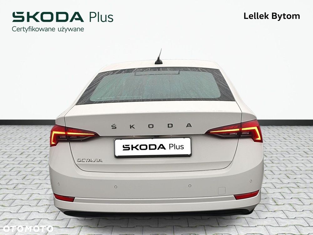 Skoda Octavia - 8