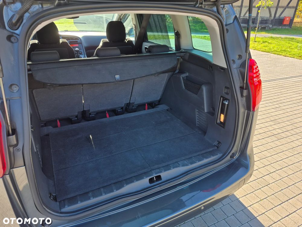 Peugeot 5008 1.6 THP Premium - 34