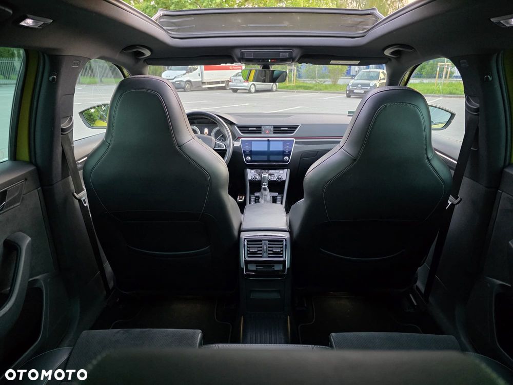 Skoda Superb 2.0 TSI Active DSG - 20