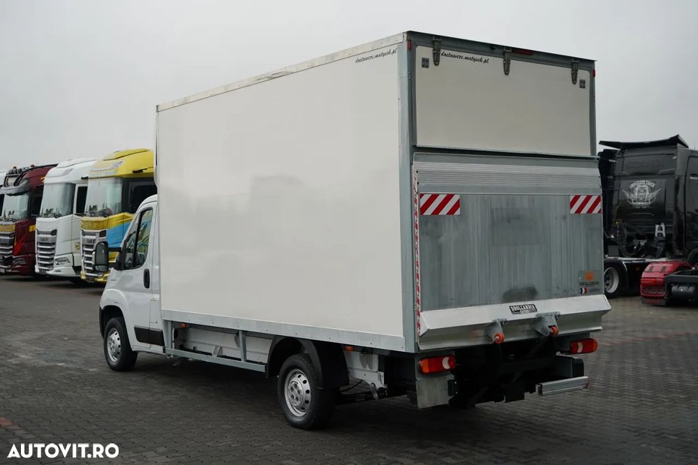 Fiat DUCATO 2.3 130 / CAROSERIE FURGON - 4,3 M / LIFT HIDRAULIC DHOLLANDIA - 750 KG / CUTIE DE VITEZE MANUALĂ / ROȚI SPATE DUBLE / IMPORTAT / - 7