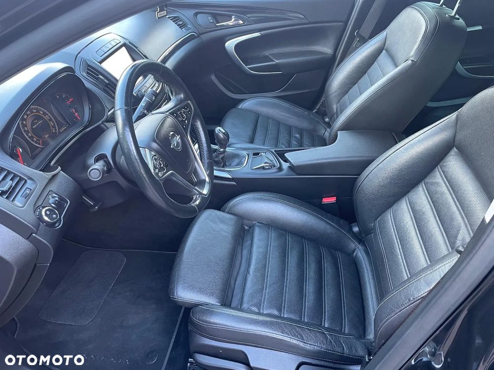 Opel Insignia - 13