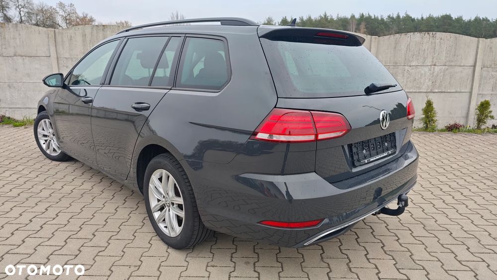 Volkswagen Golf 1.6 TDI (BlueMotion Technology) Comfortline - 4