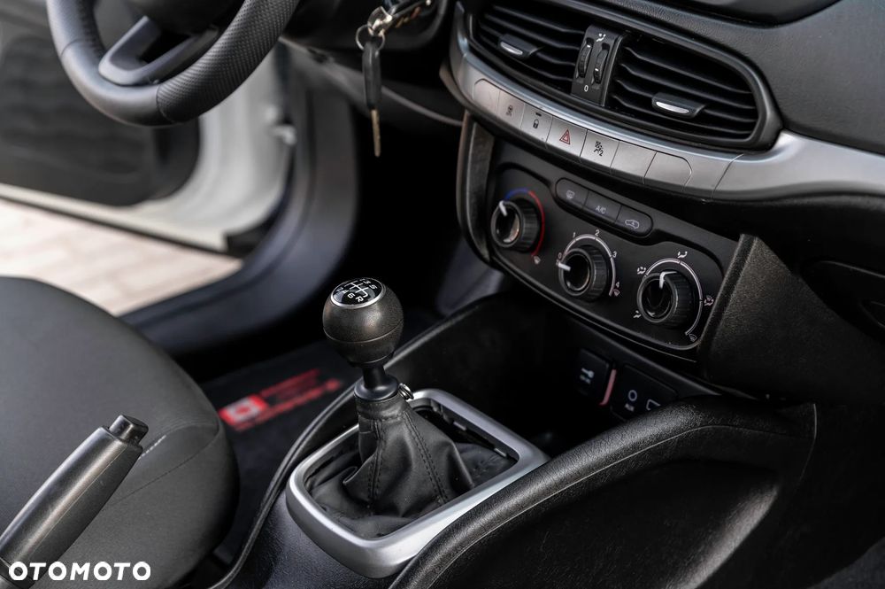 Fiat Tipo 1.4 16V More - 25