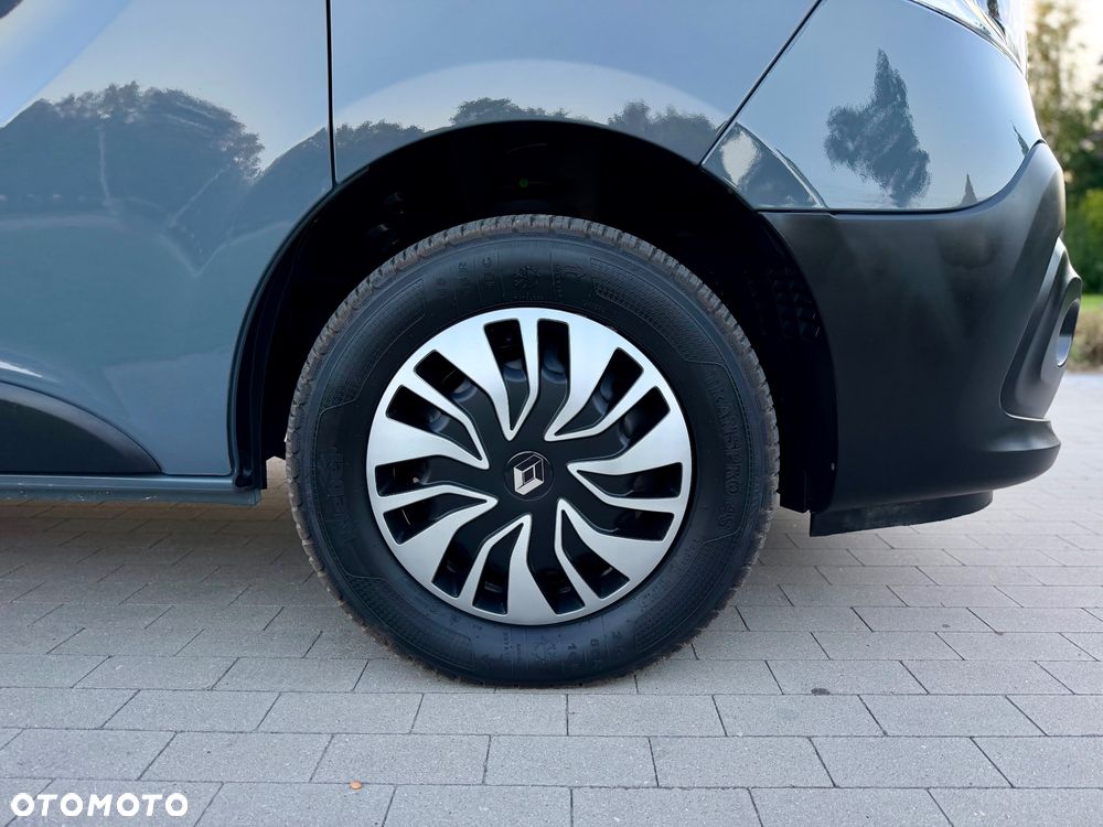 Renault Trafic - 13