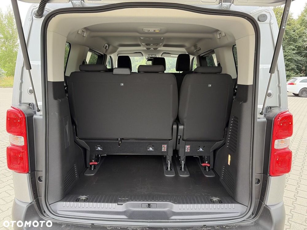 Toyota Proace Verso 2.2 D4-D Medium Business - 18