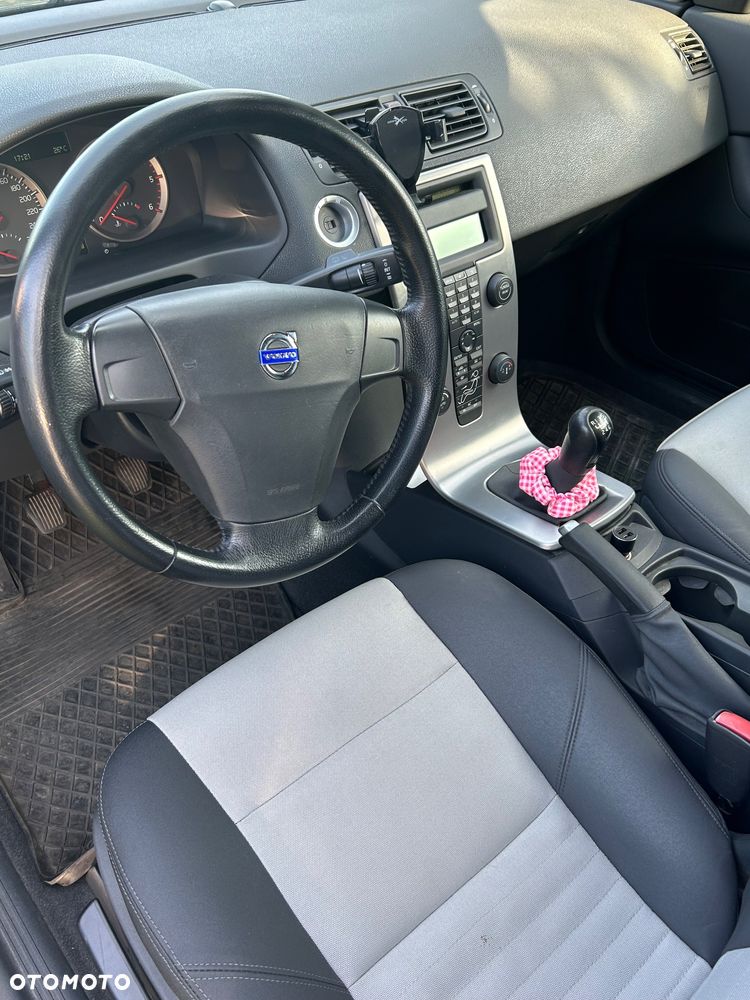 Volvo C30 2.0D - 11
