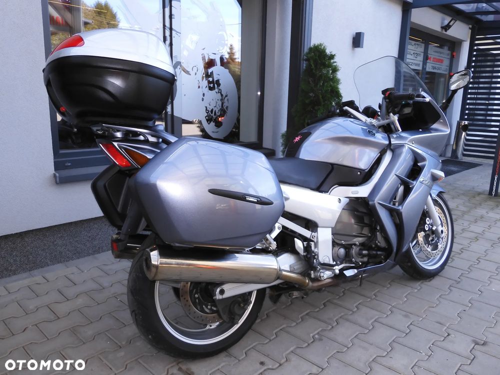 Yamaha FJR - 4
