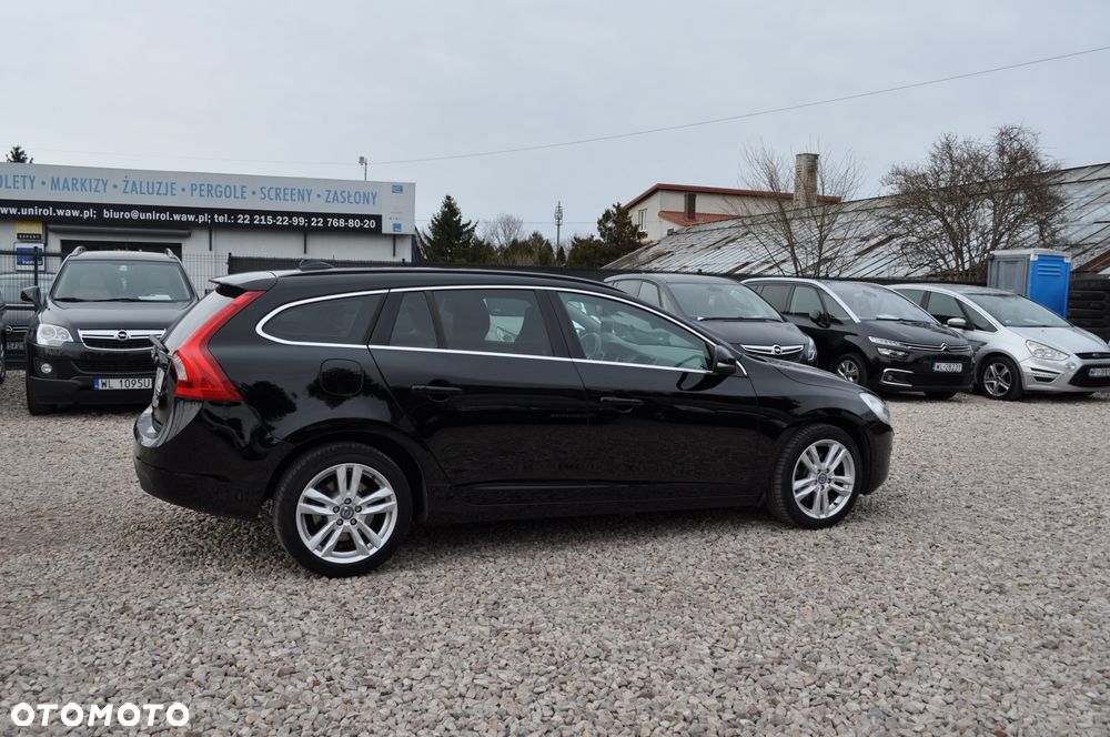 Volvo V60 D4 Geartronic Momentum - 7