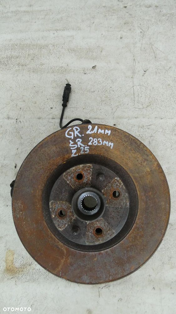 LANCIA MUSA FIAT IDEA PIASTA ZWROTNICA TARCZA PRAWA PRZÓD PRZEDNIA 1.9JTD - 1