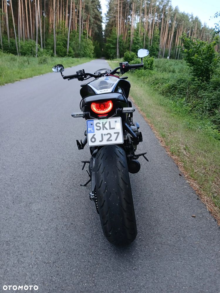 Honda CB - 10