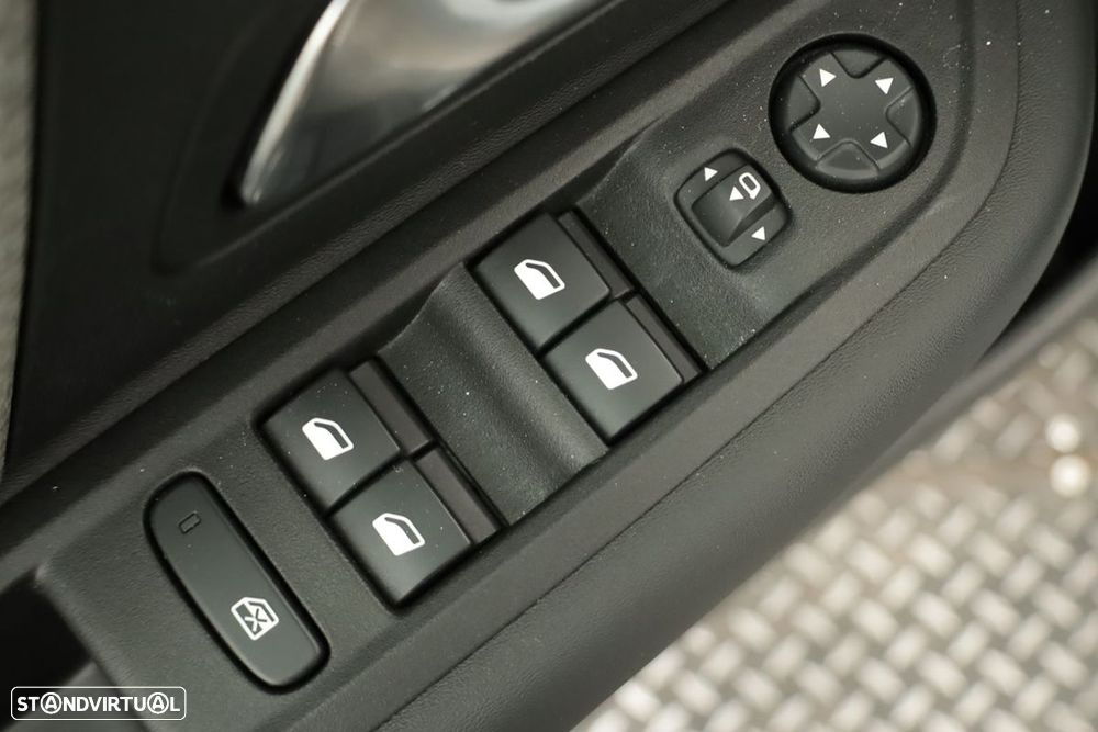 Citroën C4 1.2 PureTech Plus EAT8 - 20