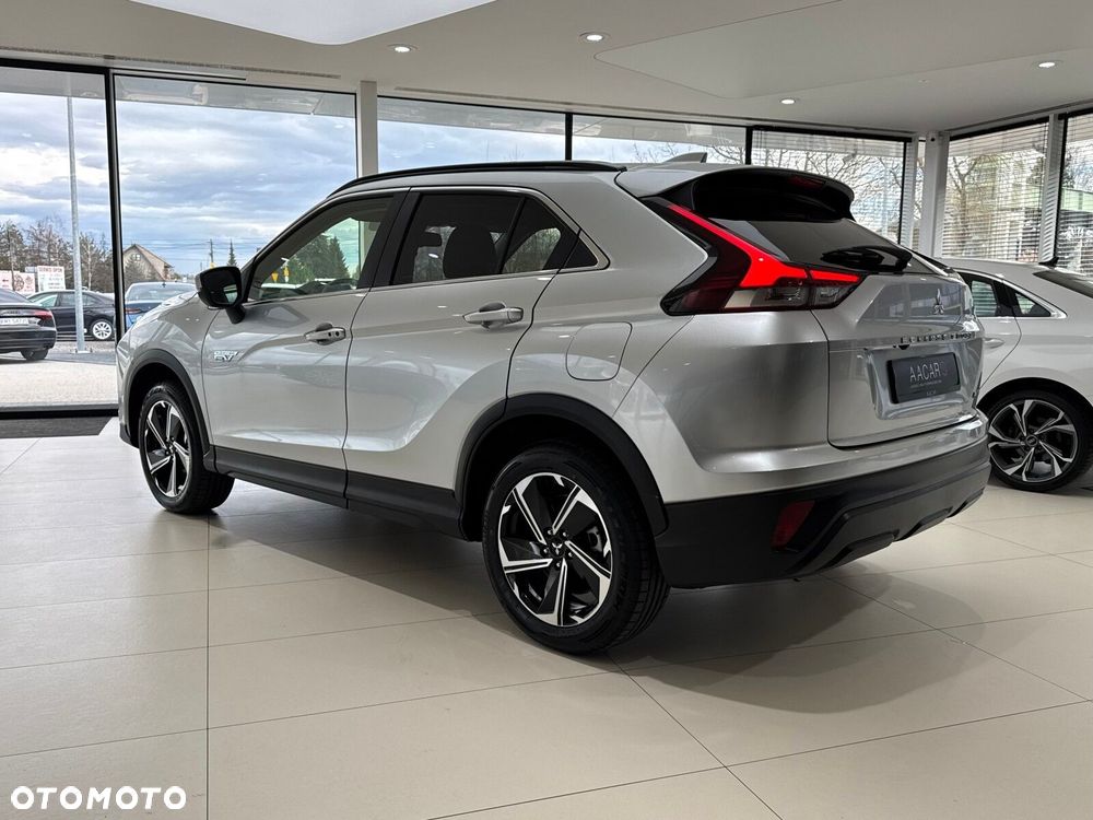 Mitsubishi Eclipse Cross - 3