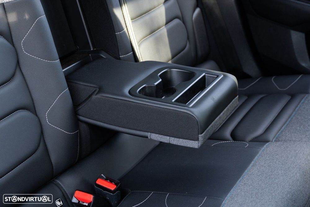 Citroën C4 1.2 PureTech Shine - 35