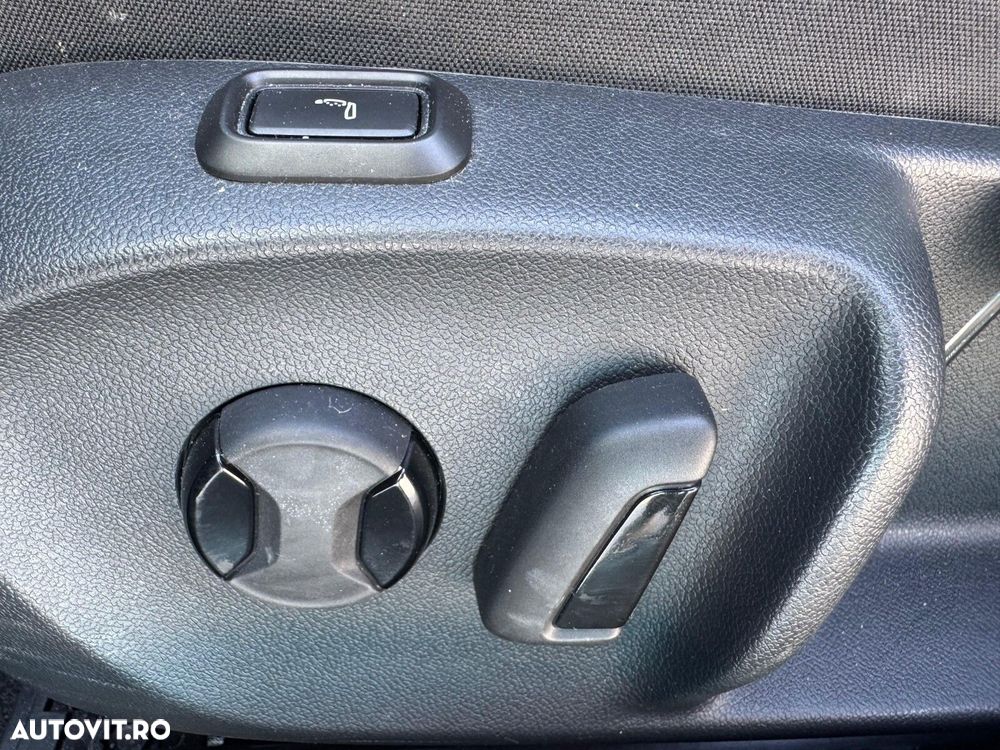 Skoda Superb 2.0 TDI DSG Ambition - 19