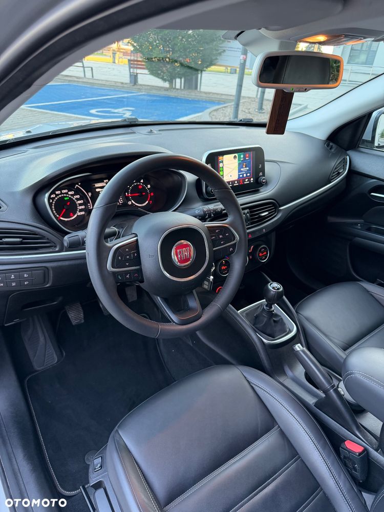 Fiat Tipo 1.4 T-Jet 16v Lounge EU6d - 14