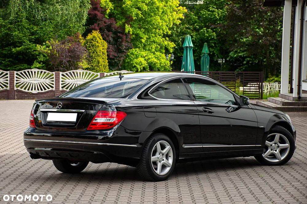 Mercedes-Benz Klasa C 180 BlueEFFICIENCY - 15