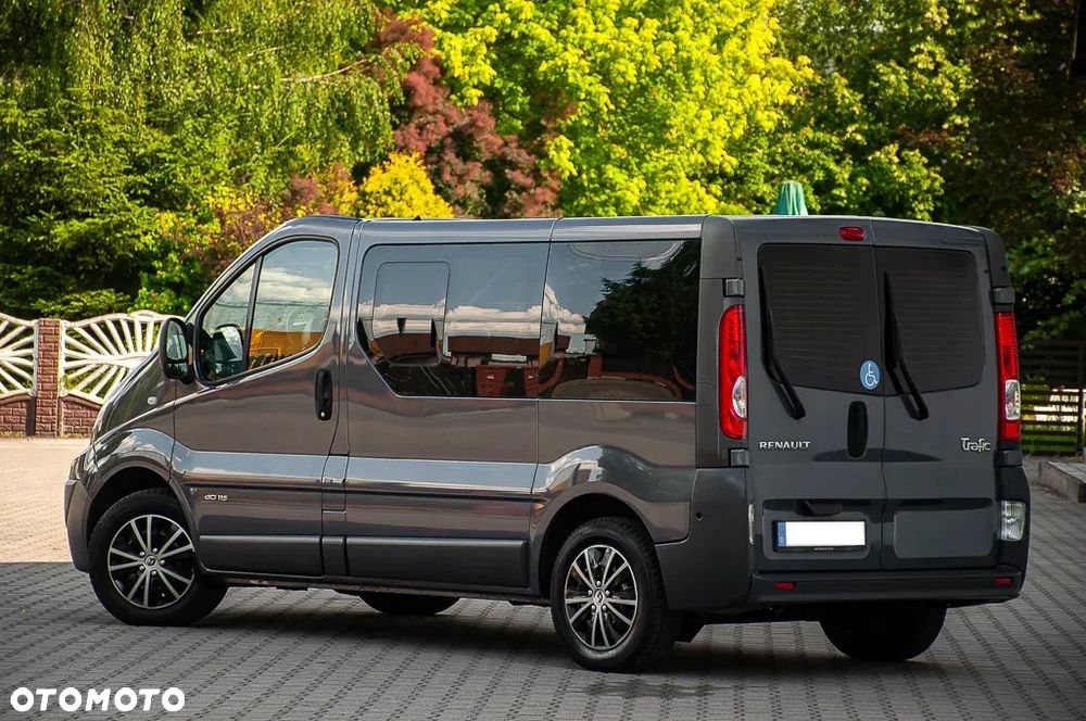 Renault Trafic - 12