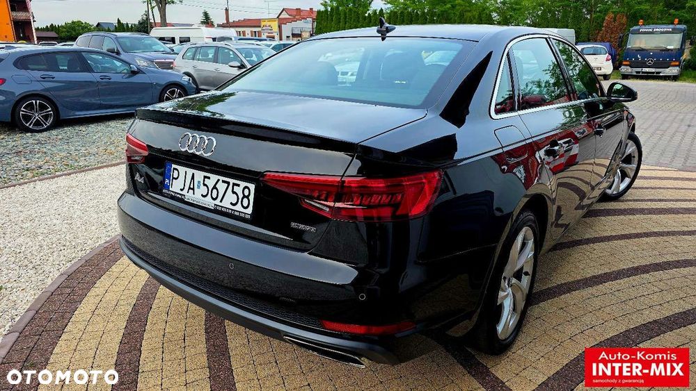 Audi A4 Limousine - 5