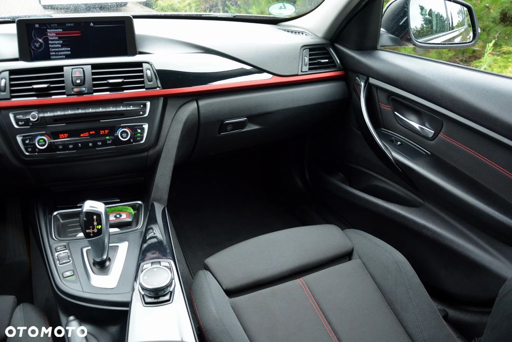 BMW Seria 3 318d Blue Performance Sport Line - 28