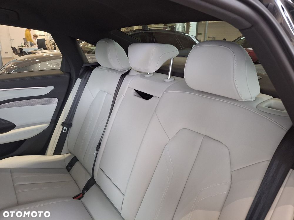 Audi A6 Limousine - 15